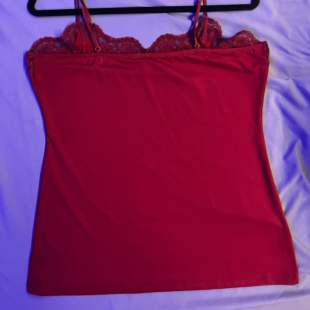 Red lace cami top - Picture 3 of 5